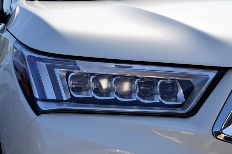 concession-auto-ROQUEFORT LES PINS-min_acura-headlamp-2834131